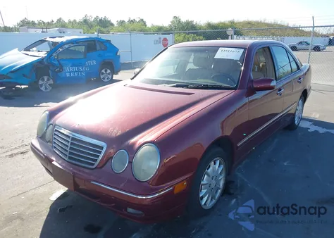 2000 Mercedes-Benz E 320 из США, поврежденный, VIN WDBJF65J7YB125521
